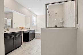 Fabulous 6 Bed Storey Lake Villa Pool & Spa 2145bmd