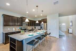 Ultimate New 8 Bedroom 6 Bathroom Windsor