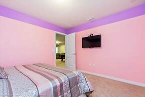 Ultimate New 8 Bedroom 6 Bathroom Windsor