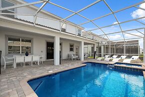 8 BD 5 BH Pool and Spa