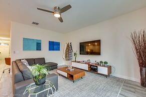 Luxury 6 Bedroom 4 Bath Home with Spa