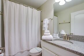 Luxury 6 Bedroom 4 Bath Home with Spa