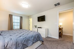 Luxury 6 Bedroom 4 Bath Home with Spa