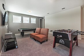 7 Bed 5 Ba Villa with Games, Pool & Spa