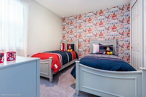 7 Bed 5 Ba Villa with Games, Pool & Spa