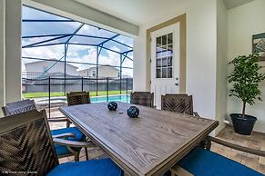 7 Bed 5 Ba Villa with Games, Pool & Spa