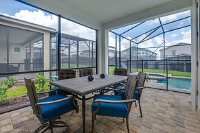 7 Bed 5 Ba Villa with Games, Pool & Spa