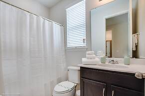 7 Bed 5 Ba Villa with Games, Pool & Spa