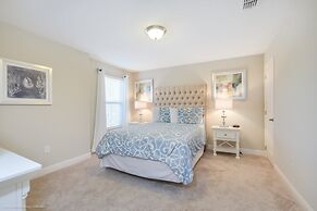 6 Bed 4 Ba Villa with Pool & Spa