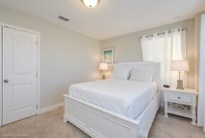 6 Bed 4 Ba Villa with Pool & Spa