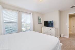 6 Bed 4 Ba Villa with Pool & Spa