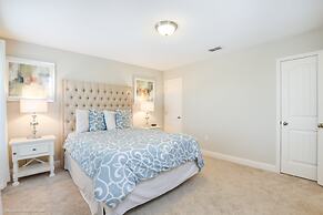 6 Bed 4 Ba Villa with Pool & Spa