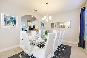 6 Bed 4 Ba Villa with Pool & Spa