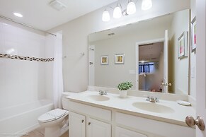 6 Bed 4 Ba Villa with Pool & Spa