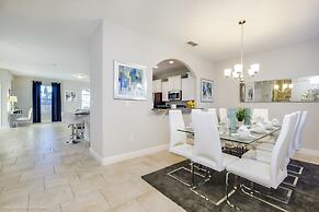 6 Bed 4 Ba Villa with Pool & Spa