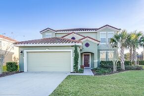 6 Bed 4 Ba Villa with Pool & Spa