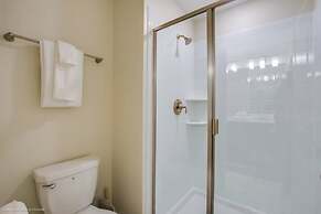 Lovely 4 Bed3 Bachampions Gatepool