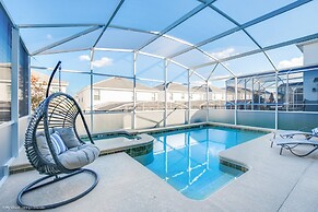 High End Champions Gate 6 Bdrm