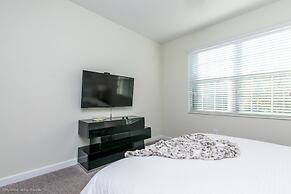 High End Champions Gate 6 Bdrm