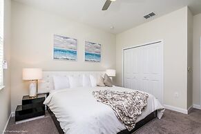 High End Champions Gate 6 Bdrm