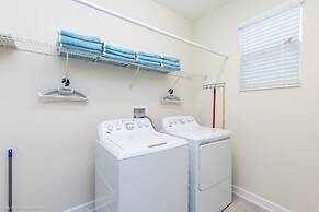 High End Champions Gate 6 Bdrm