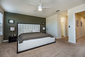 6bed 4Ba Villa Game Room Pool Spa