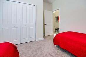 5 Bedroom House for 10 at Storey Lake