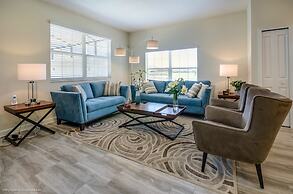 5 Bedroom House for 10 at Storey Lake