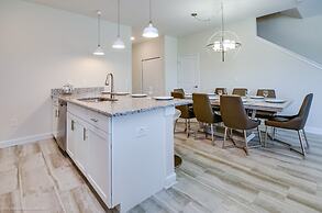 5 Bedroom House for 10 at Storey Lake