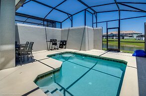 5 Bedroom House for 10 at Storey Lake