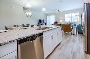 5 Bedroom House for 10 at Storey Lake