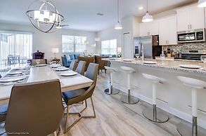 5 Bedroom House for 10 at Storey Lake