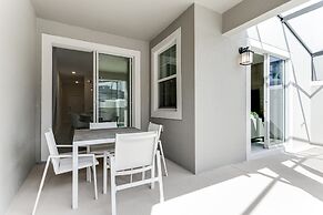 4bed 3Ba Storey Lake Home w. Pool