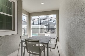 4bed 3Ba Storey Lake Home w. Pool