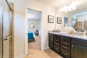 5 Bed 5 Ba Villa with Game Room, Pool & Spa