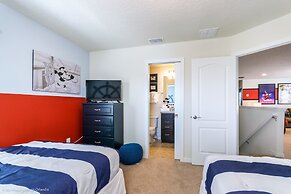 5 Bed 5 Ba Villa with Game Room, Pool & Spa