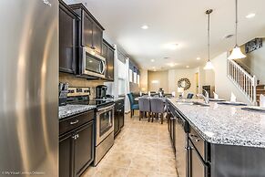 5 Bed 5 Ba Villa with Game Room, Pool & Spa