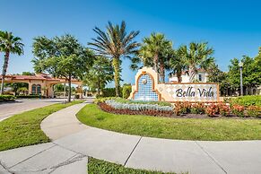 Modern 8 Bdrm 5 Bath Villa