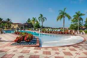 Modern 8 Bdrm 5 Bath Villa