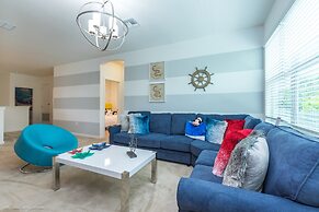 Modern 8 Bdrm 5 Bath Villa