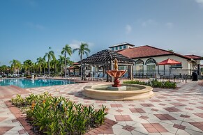 Modern 8 Bdrm 5 Bath Villa