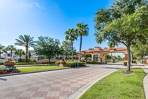 Modern 8 Bdrm 5 Bath Villa