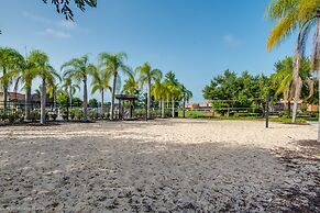 Modern 8 Bdrm 5 Bath Villa