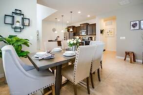 Elegant & Fun 6 Bed Villa Games Pool Ihr4126