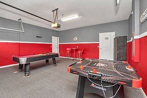 9 Bedroom Rental for 18 Guests