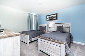 9 Bedroom Rental for 18 Guests