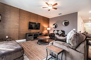 6 Bdrm 5 Bath Golf Resort