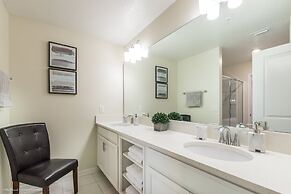 Beautiful 3 Bdrm 2 Bath Condo