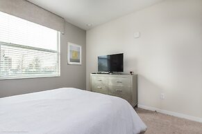 Beautiful 3 Bdrm 2 Bath Condo