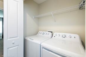 Cool & Modern 4 Ved Storey Lake Pool Home 4911wind